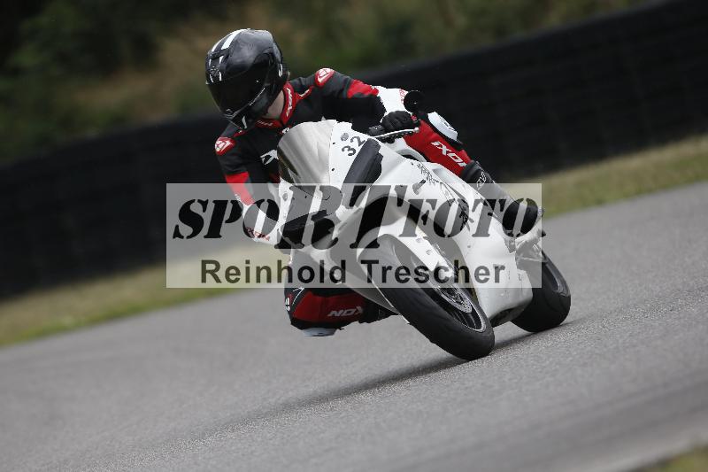 /Archiv-2023/47 24.07.2023 Track Day Motos Dario - Moto Club Anneau du Rhin/32